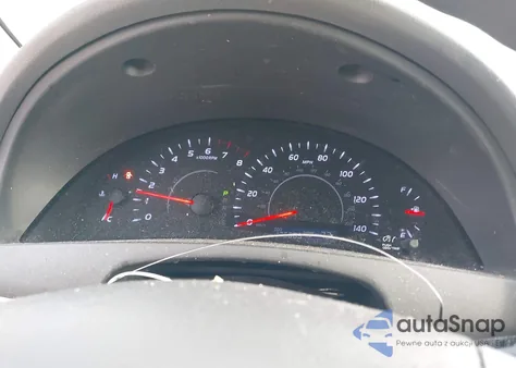 2010 Toyota Camry z USA, uszkodzony, nr VIN 4T1BF3EK6AU539666